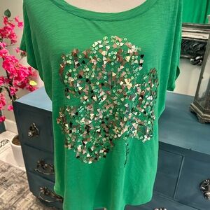 Express Scoop-Neck TShirt Gredn/Gold Sequin Shamrock Women’s Oversized Med